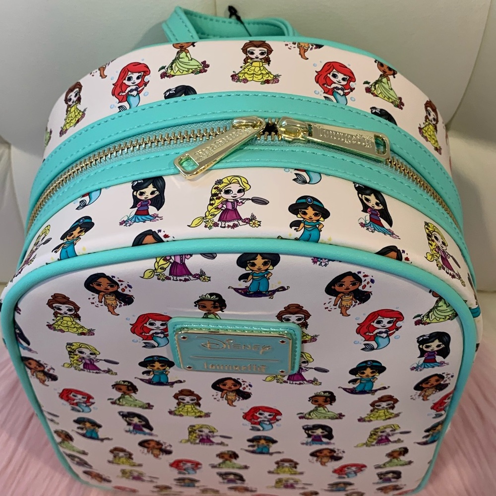 ❗️RESERVE ❗️Disney Princess Mini Backpack - Picture 11 of 16